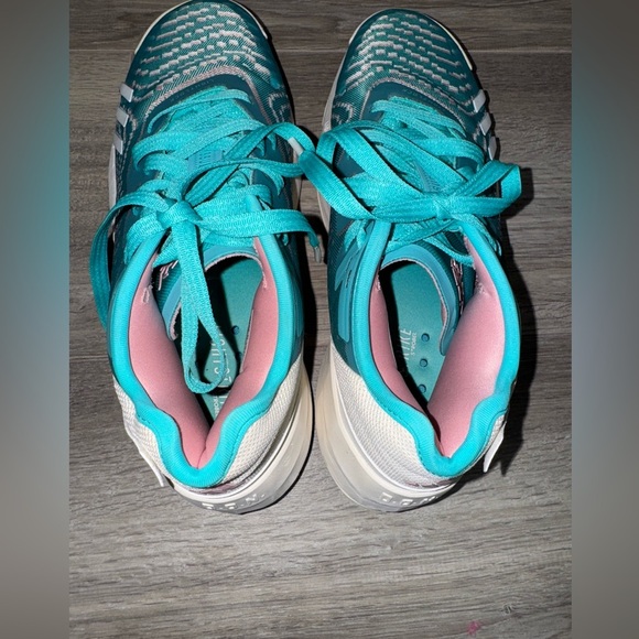 Adidas D.O.N. Issue 4 Grade Basketball Shoe - Picture 9 of 13